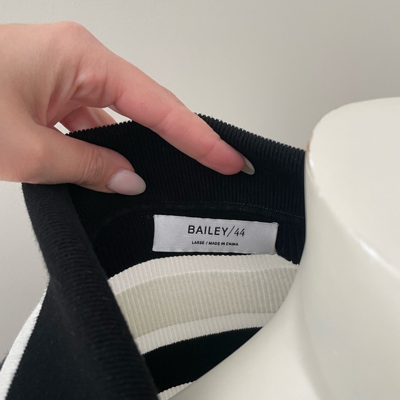 Bailey 44 Collared Blouse - Picture 3 of 3